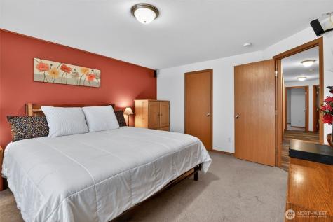 2830 SW Christmas Tree Lane Port Orchard WA 98367