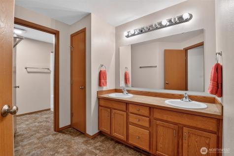 2830 SW Christmas Tree Lane Port Orchard WA 98367