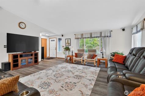 2830 SW Christmas Tree Lane Port Orchard WA 98367