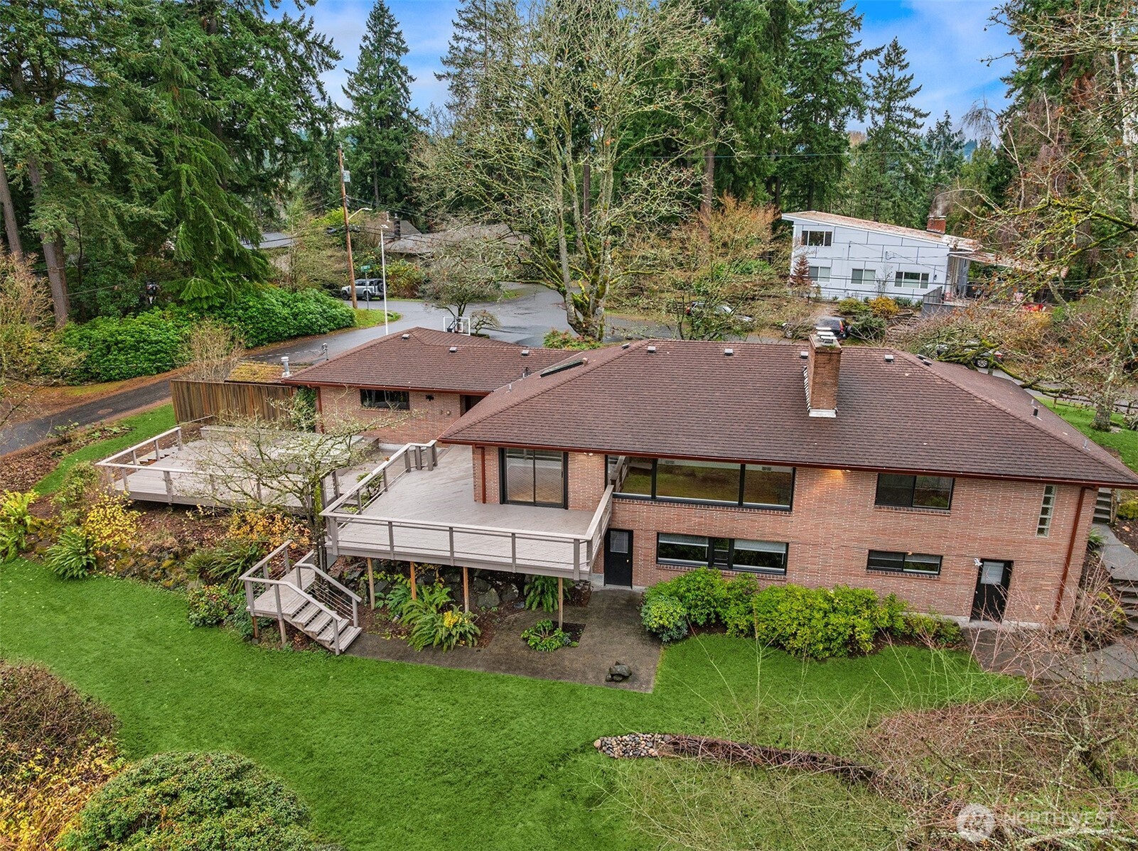 10000 48th Avenue NE Seattle WA 98125