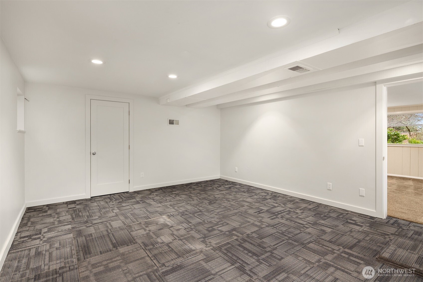 10000 48th Avenue NE Seattle WA 98125
