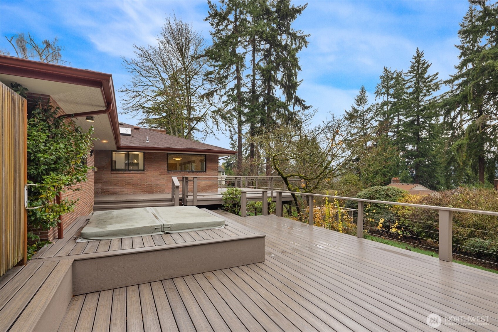 10000 48th Avenue NE Seattle WA 98125