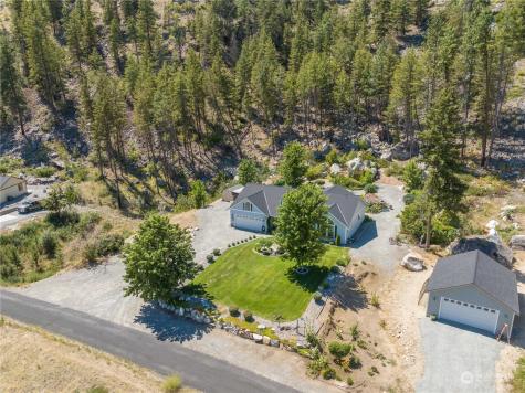 62 Golf Course Drive Pateros WA 98846
