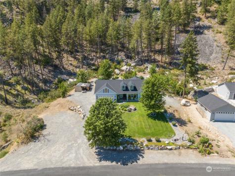 62 Golf Course Drive Pateros WA 98846