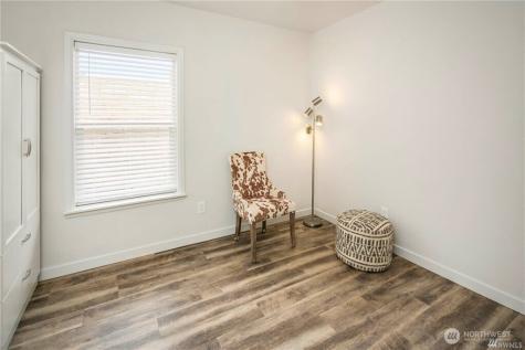 1529 Sturgus Avenue S Seattle WA 98144
