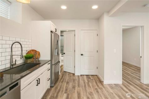 1529 Sturgus Avenue S Seattle WA 98144