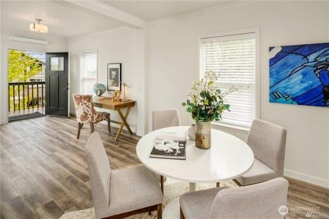 1529 Sturgus Avenue S Seattle WA 98144