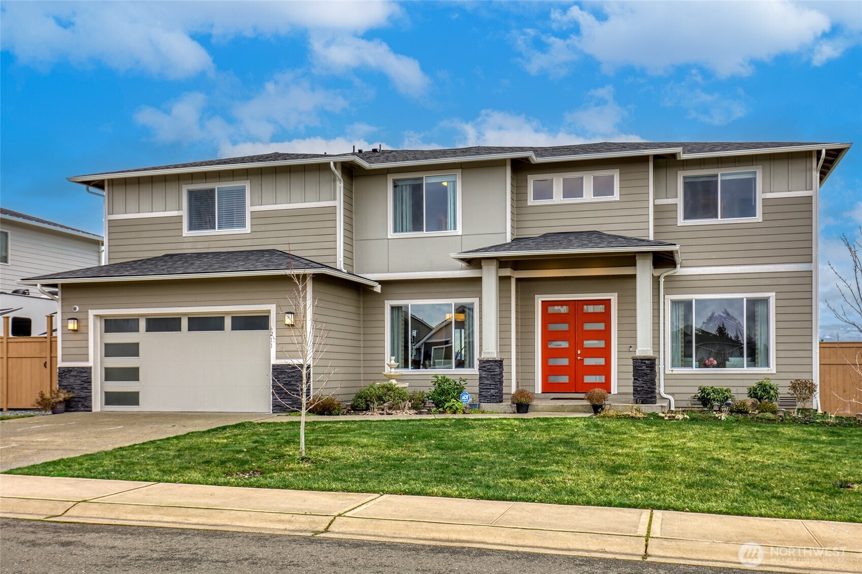 6211 232nd Avenue E Buckley WA 98321