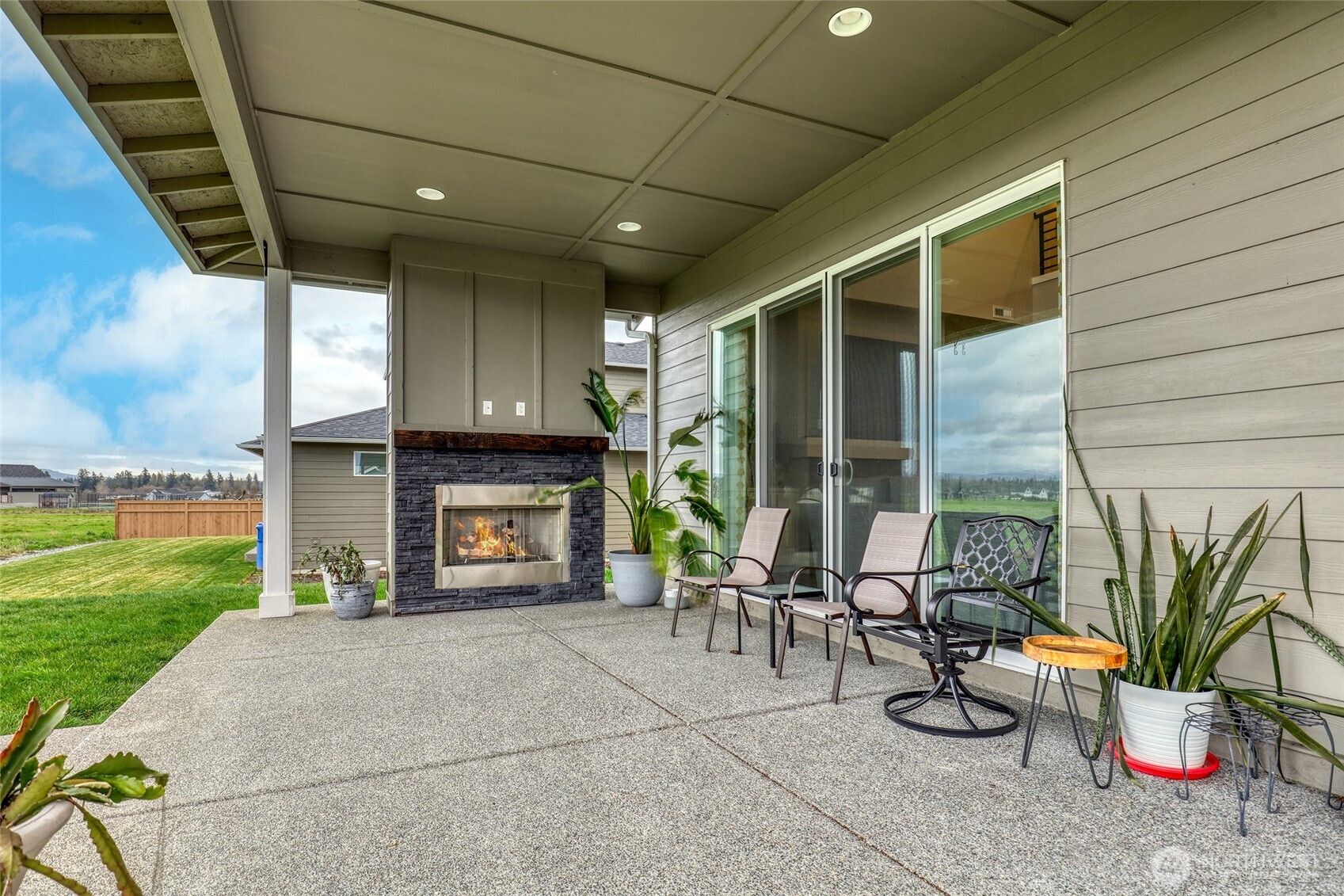 6211 232nd Avenue E Buckley WA 98321