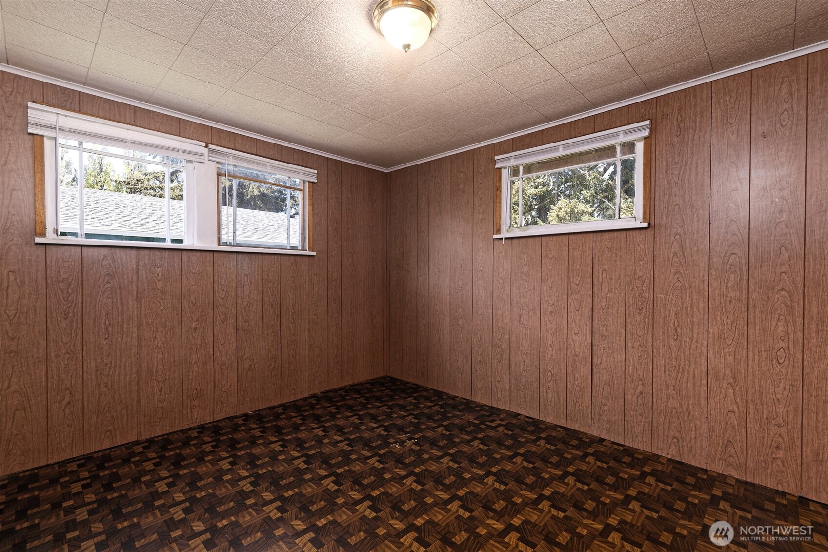 2005 Lake Boulevard Shelton WA 98584
