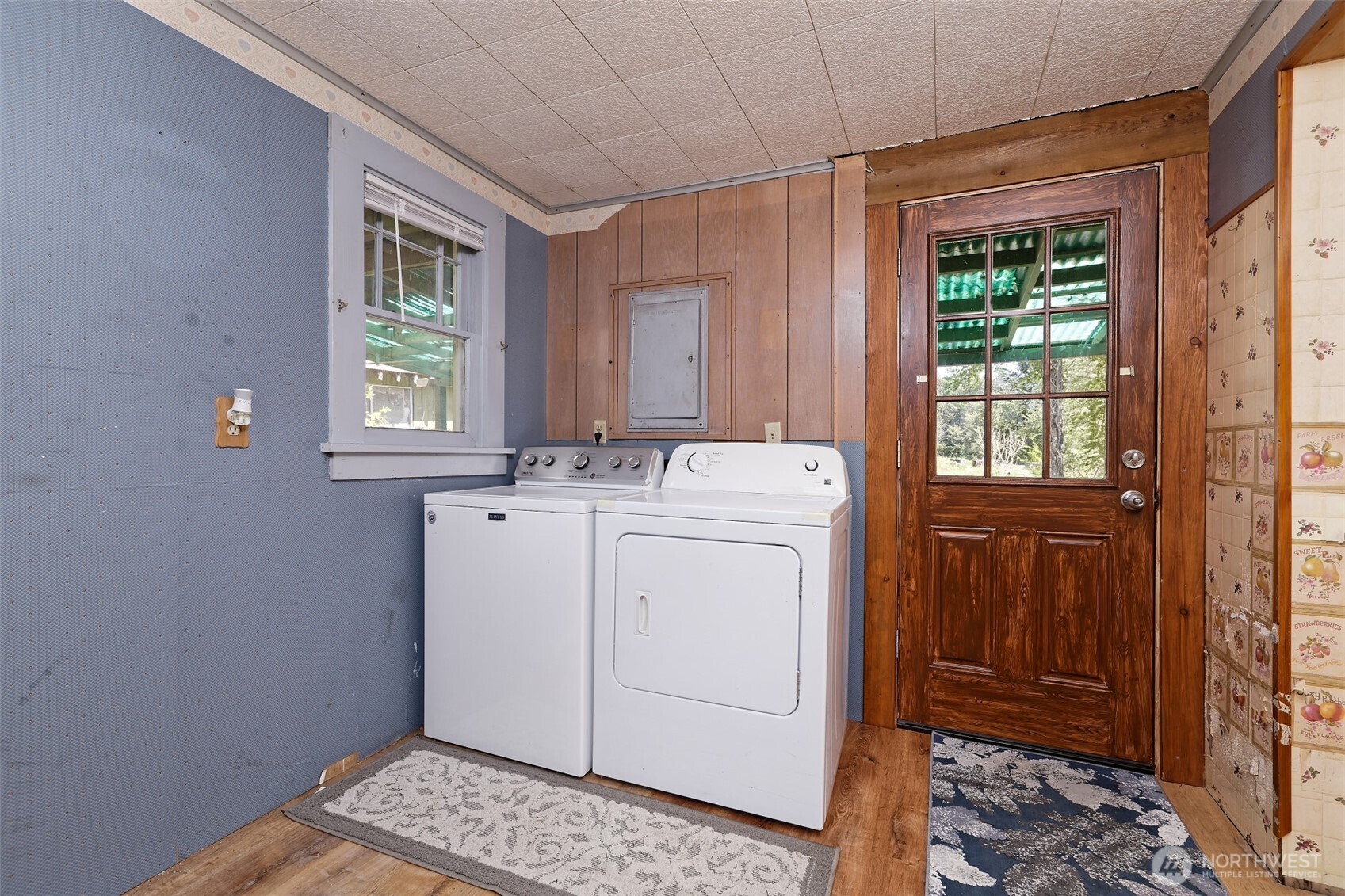 2005 Lake Boulevard Shelton WA 98584