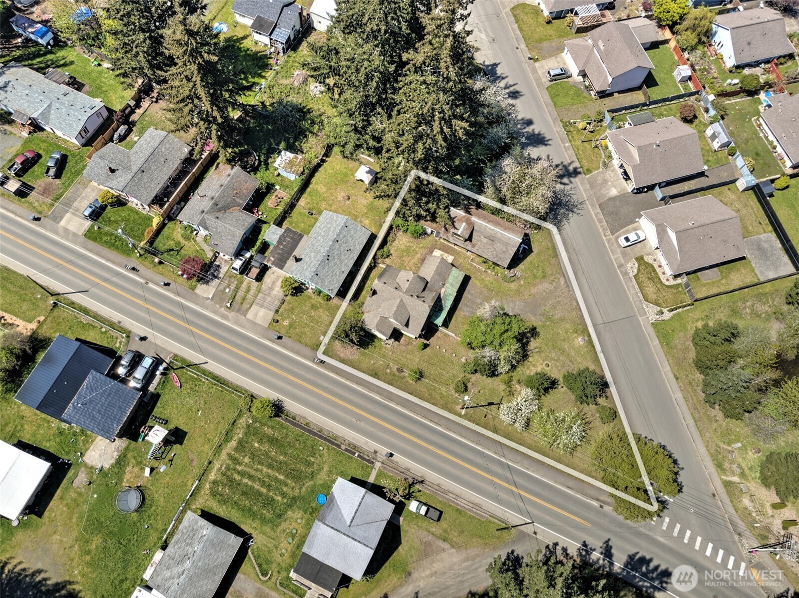 2005 Lake Boulevard Shelton WA 98584