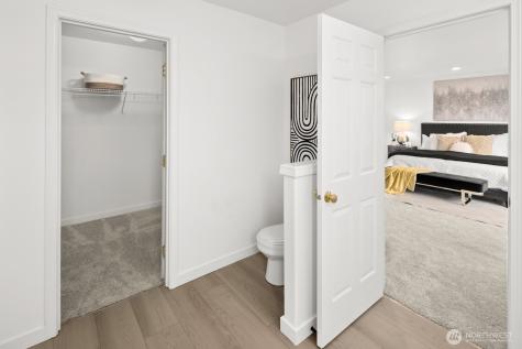23809 SE 6th Street Sammamish WA 98074