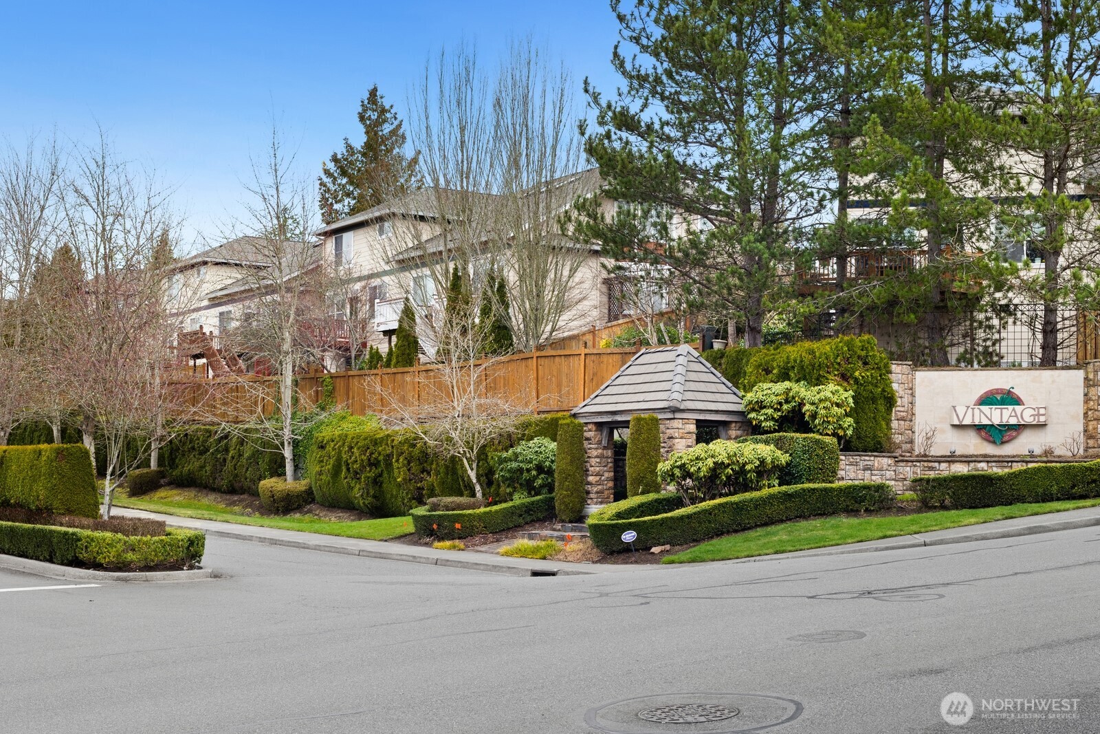 23809 SE 6th Street Sammamish WA 98074