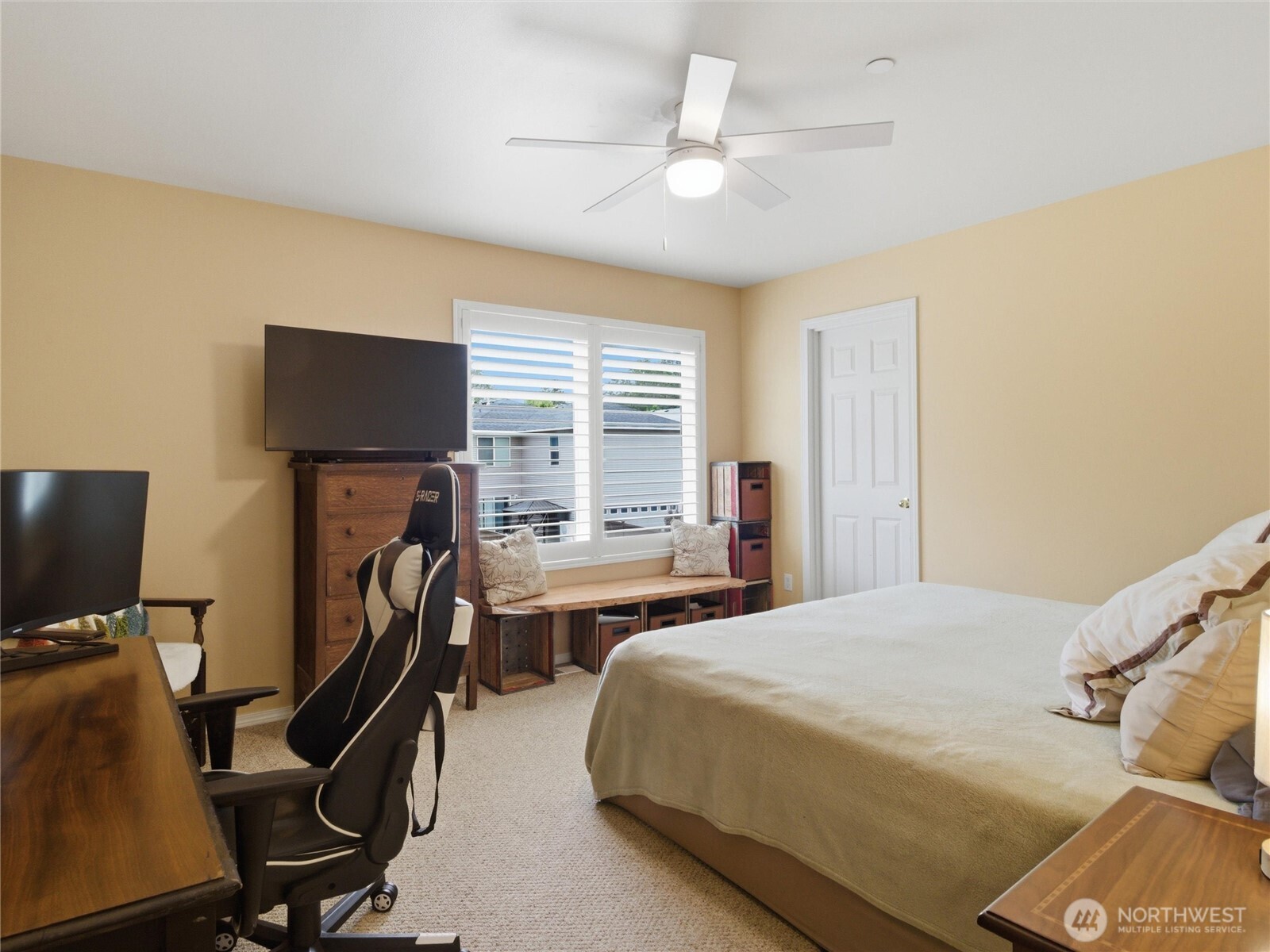 1813 Charles Street Dupont WA 98327
