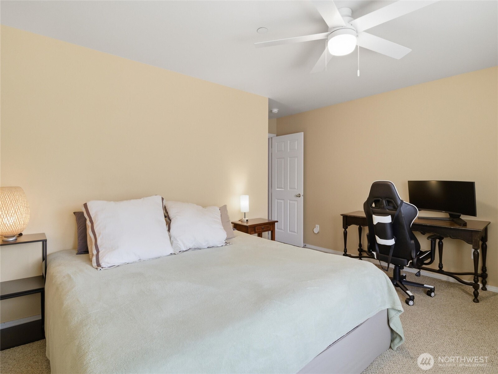 1813 Charles Street Dupont WA 98327