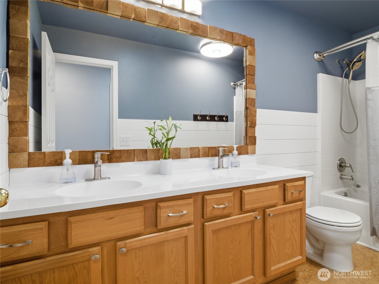 1813 Charles Street Dupont WA 98327