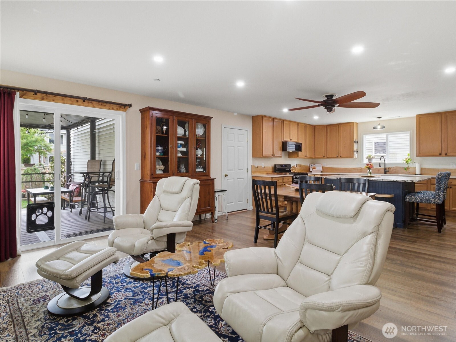1813 Charles Street Dupont WA 98327
