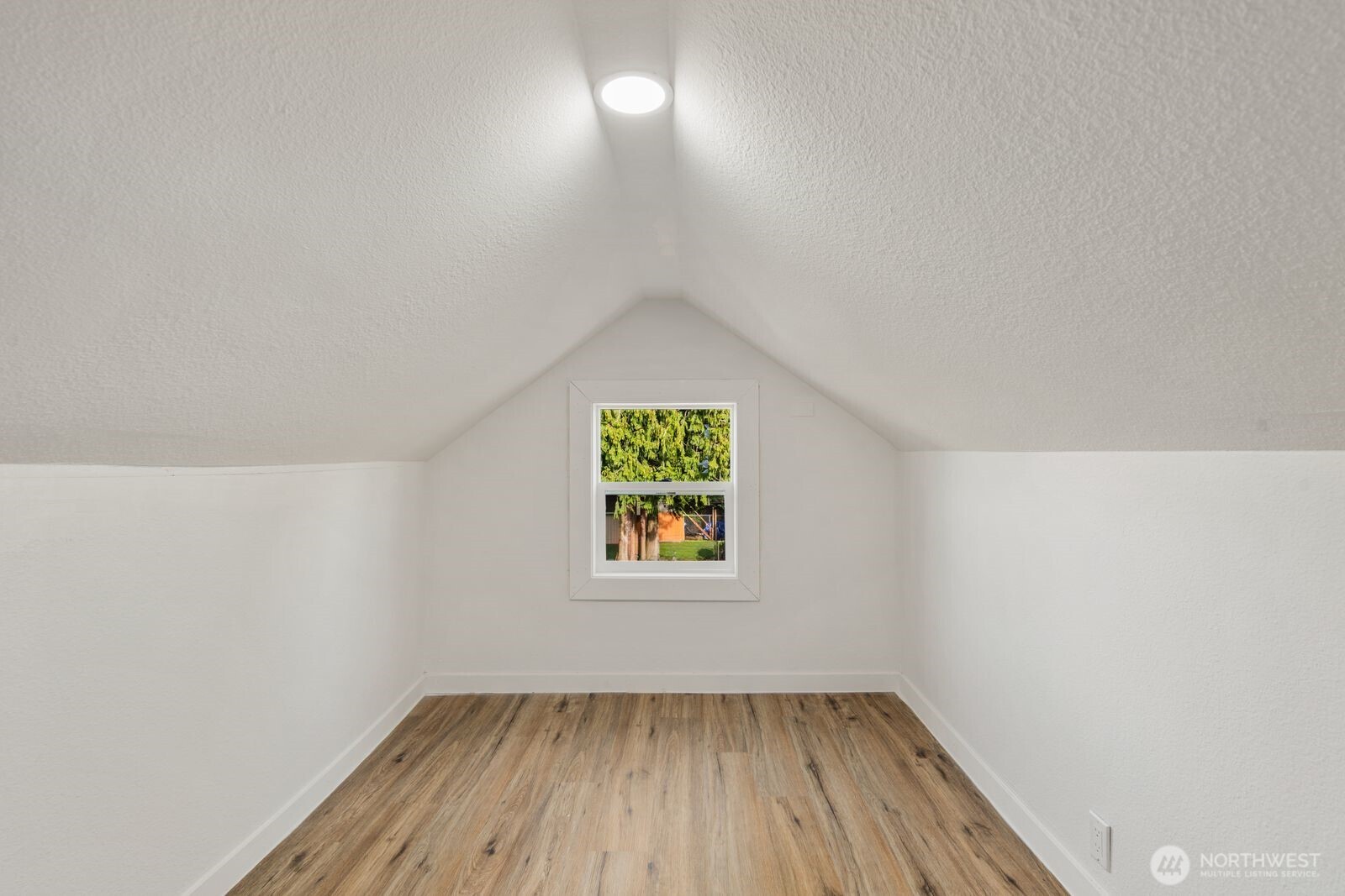 2406 100th Street SE Everett WA 98208