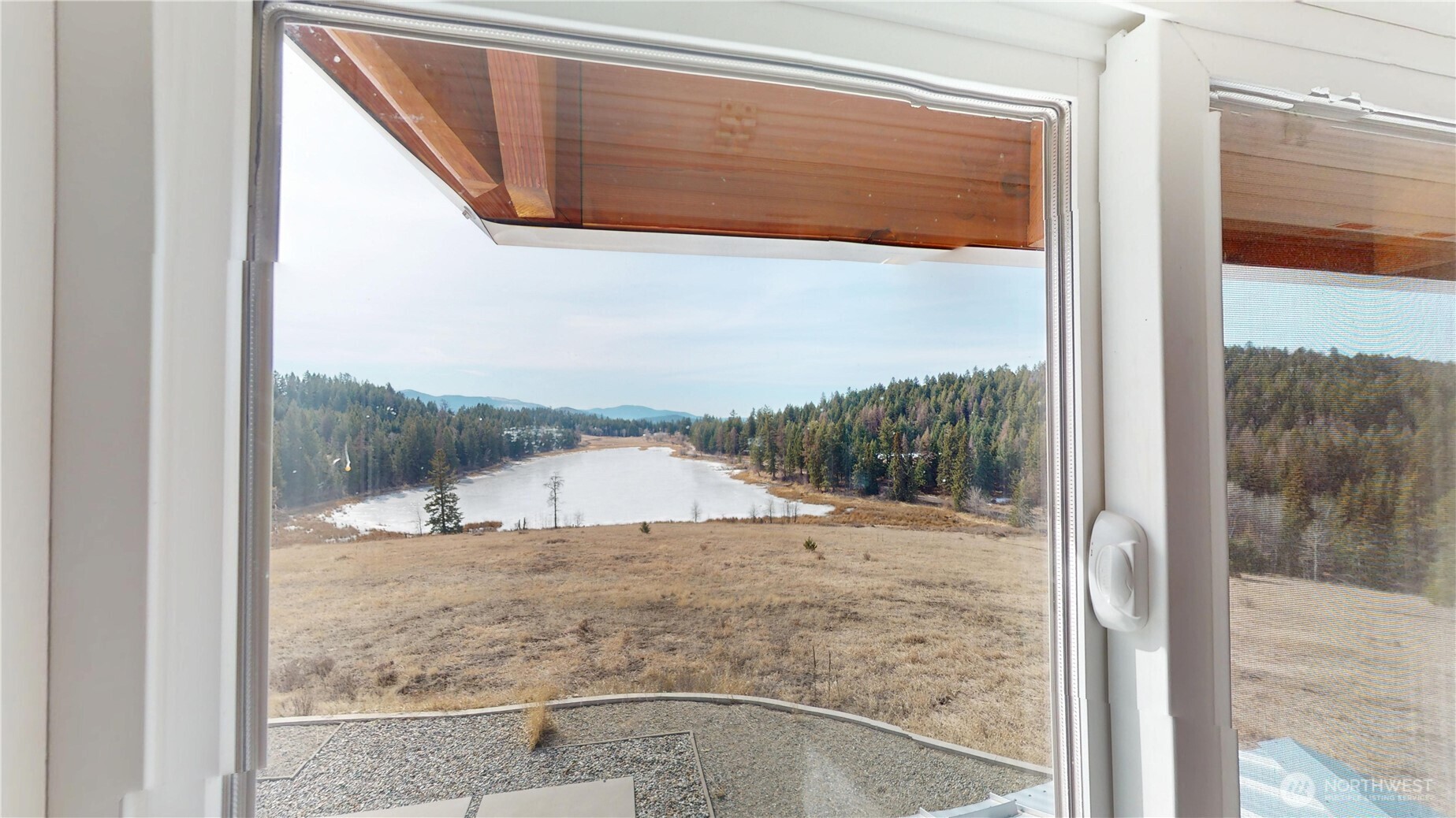 17 Teal Lake Road N Oroville WA 98844