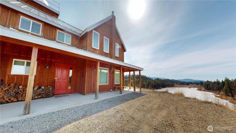 17 Teal Lake Road N Oroville WA 98844