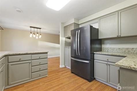 12817 Kapowsin Highlands Drive E Graham WA 98338
