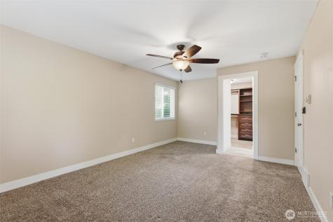 12817 Kapowsin Highlands Drive E Graham WA 98338