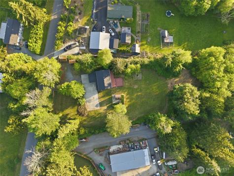 12817 Kapowsin Highlands Drive E Graham WA 98338