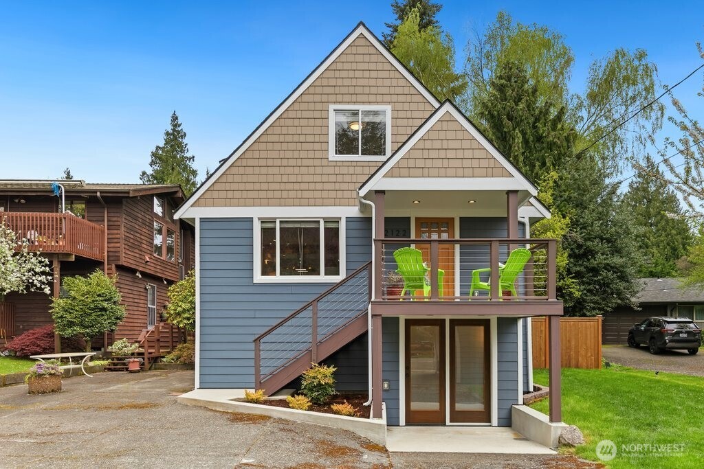 2122 N 128th Street Seattle WA 98133
