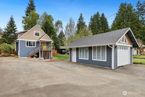 2122 N 128th Street Seattle WA 98133