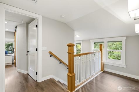 2122 N 128th Street Seattle WA 98133