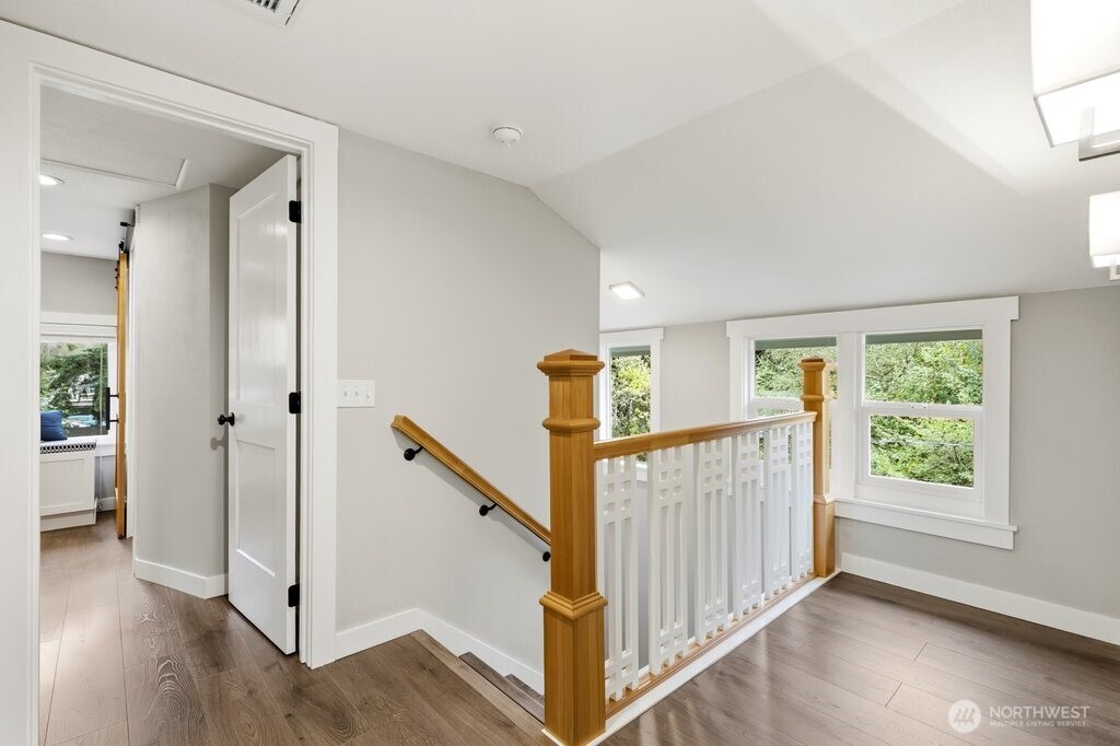 2122 N 128th Street Seattle WA 98133