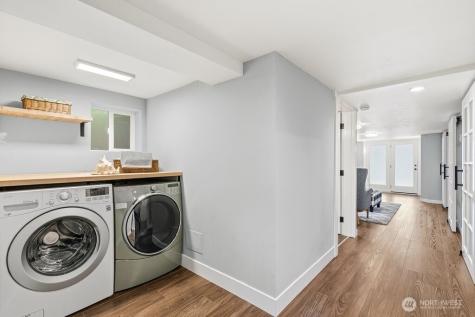2122 N 128th Street Seattle WA 98133