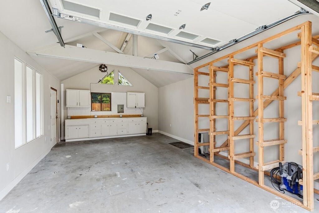 2122 N 128th Street Seattle WA 98133