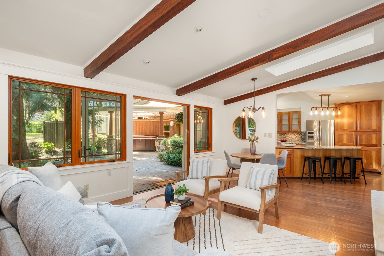 16 Bridlewood Circle Kirkland WA 98033