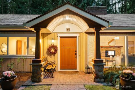 16 Bridlewood Circle Kirkland WA 98033