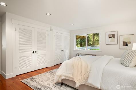 16 Bridlewood Circle Kirkland WA 98033