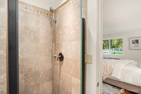 16 Bridlewood Circle Kirkland WA 98033