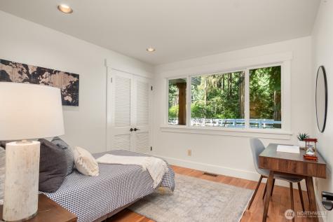 16 Bridlewood Circle Kirkland WA 98033