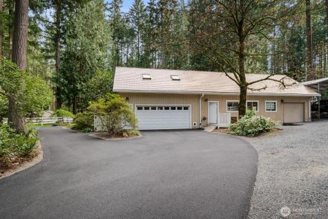 16 Bridlewood Circle Kirkland WA 98033