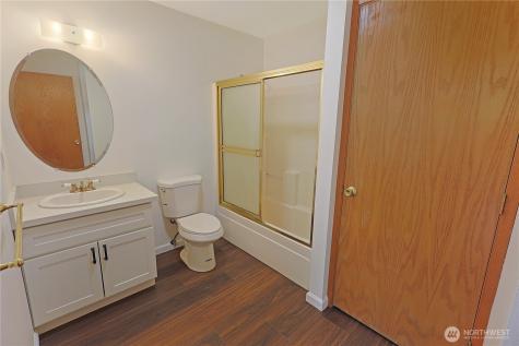 3618 Chrisella Road E Edgewood WA 98372