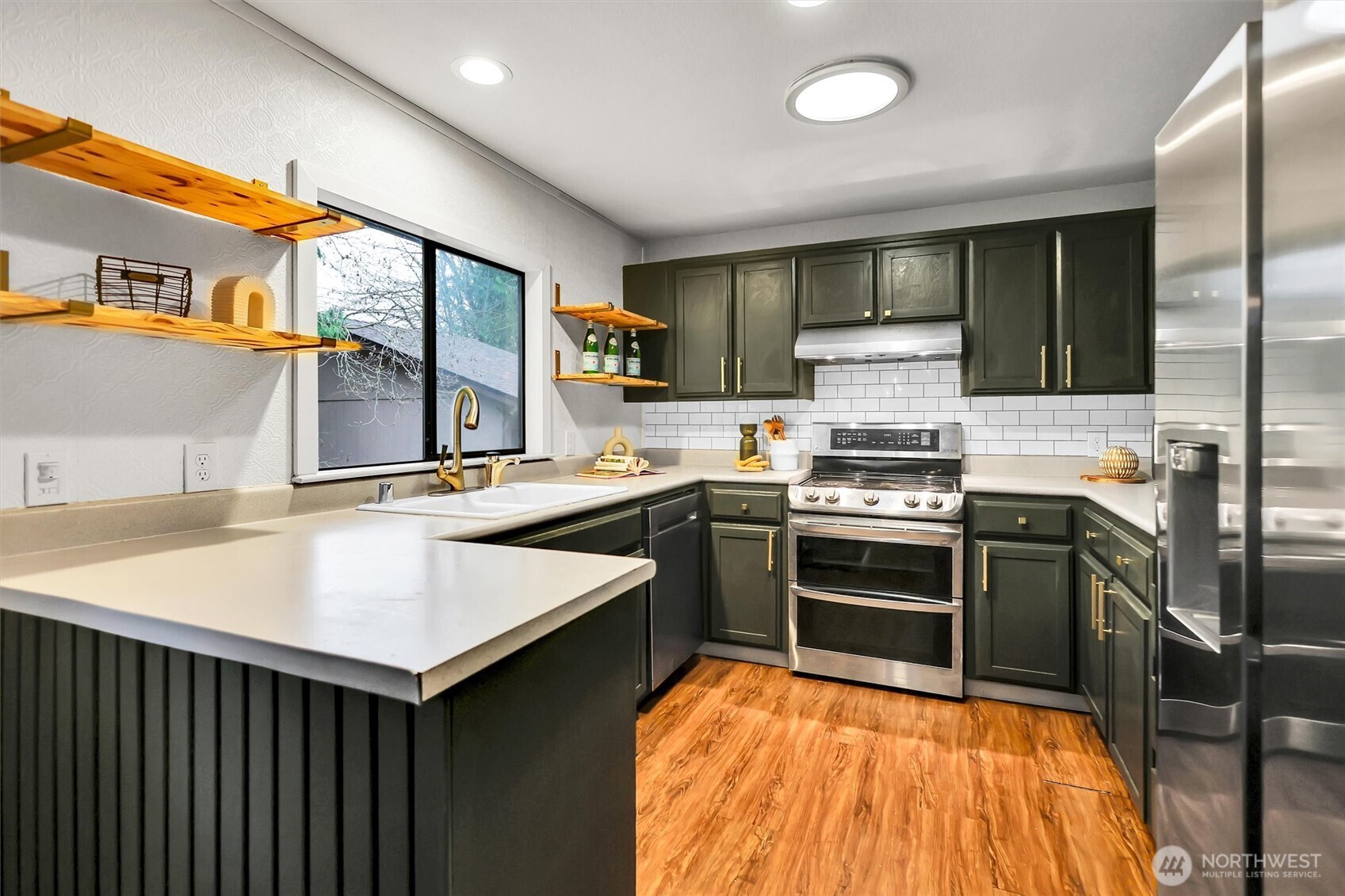 16825 17th Avenue SE Bothell WA 98012
