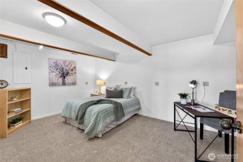 10427 Sunrise Beach Drive NW Gig Harbor WA 98332