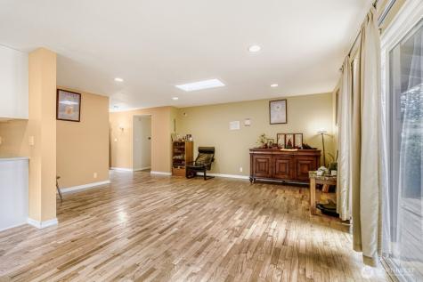 16717 NE 18th Street Bellevue WA 98008