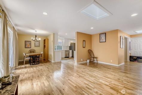 16717 NE 18th Street Bellevue WA 98008