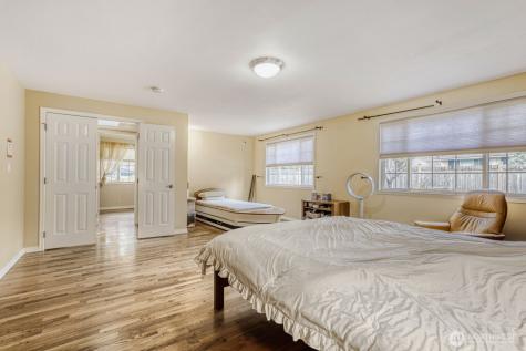 16717 NE 18th Street Bellevue WA 98008