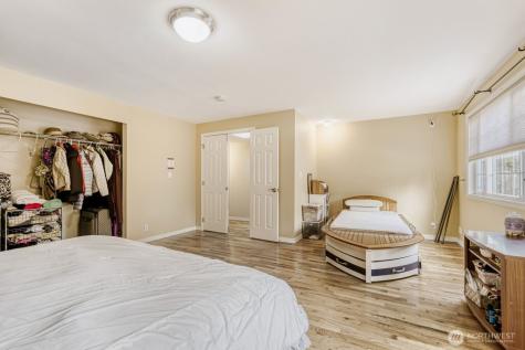 16717 NE 18th Street Bellevue WA 98008