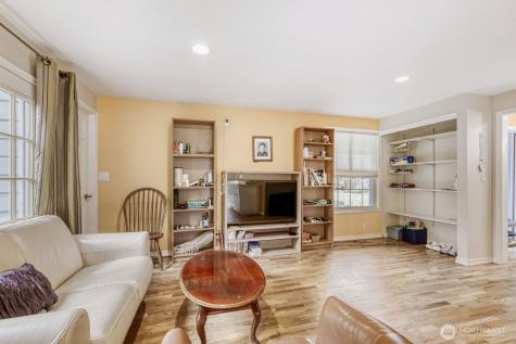 16717 NE 18th Street Bellevue WA 98008