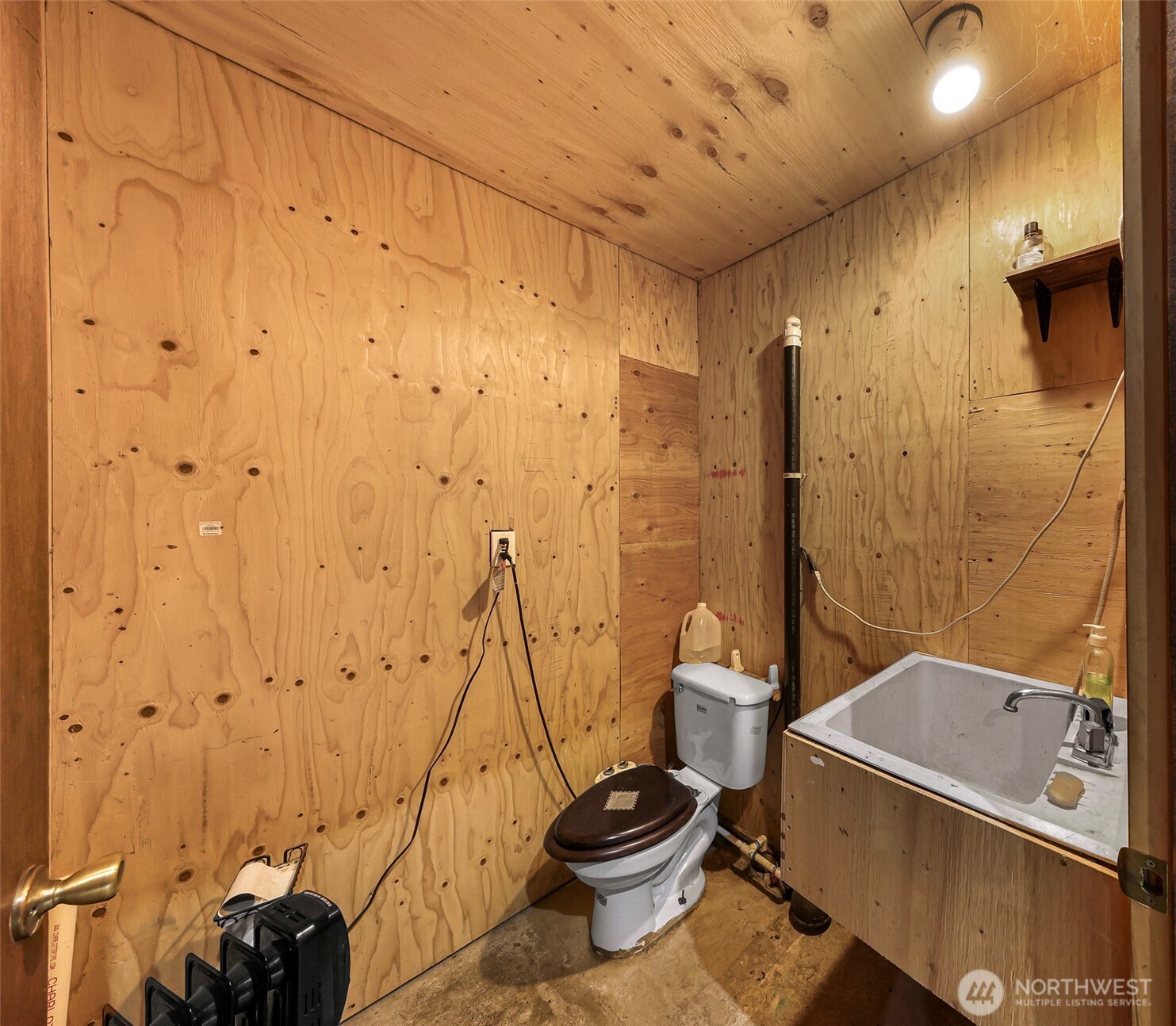 9088 Kendall Road Sumas WA 98295