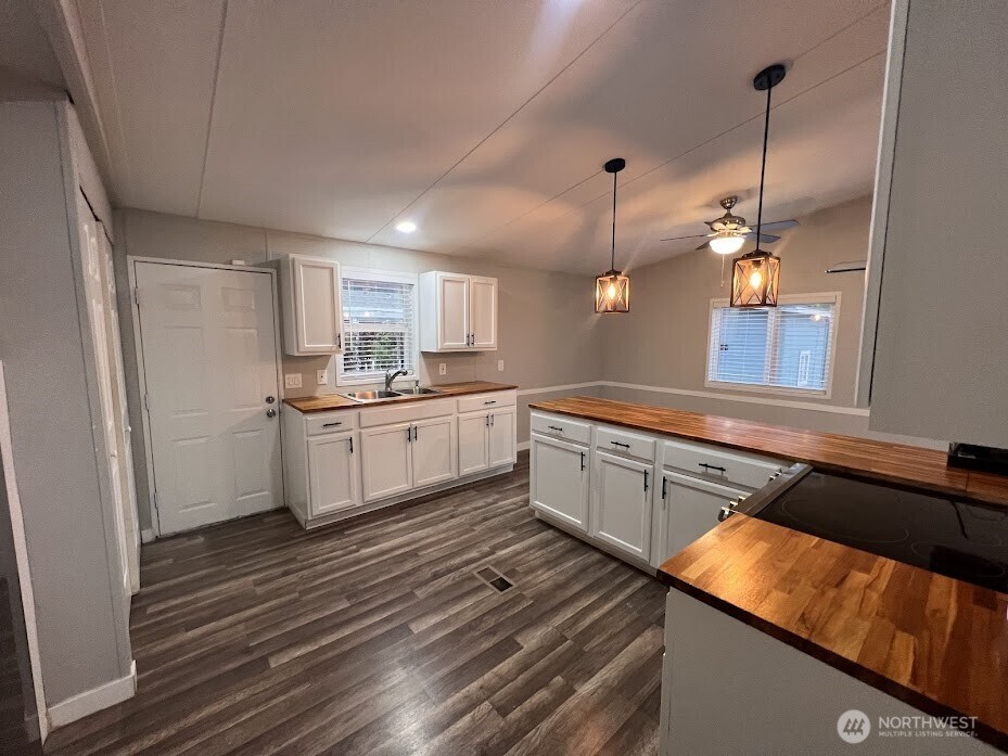 3501 Auburn Way S Auburn WA 98092